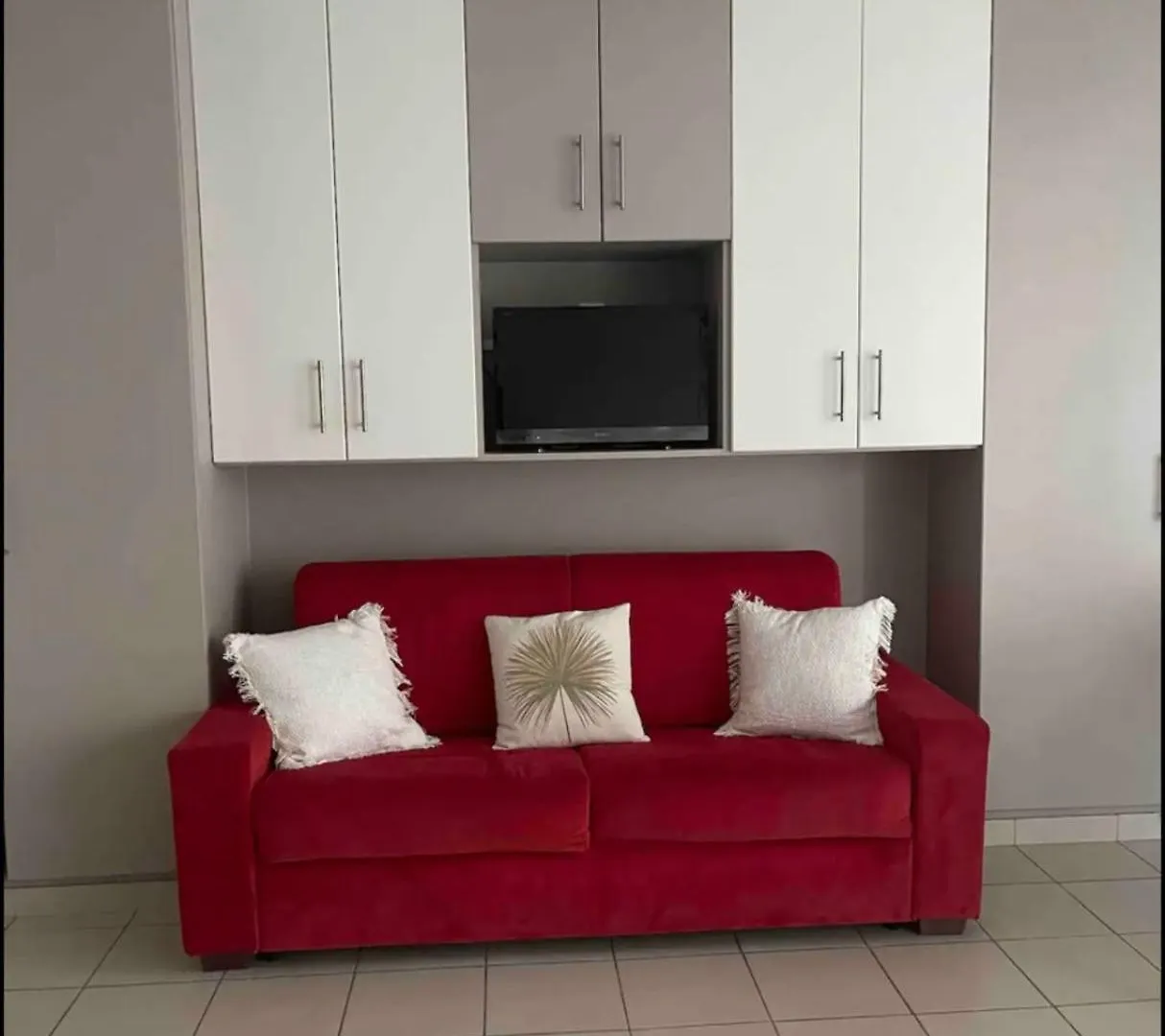 Bright Apartment - Sea View Antibes